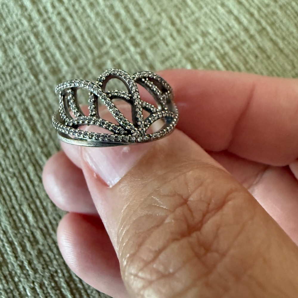 Pandora ring size 6